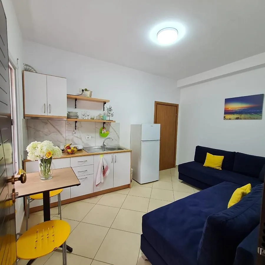 Mario Apartments 1 - Vlorë 0*,